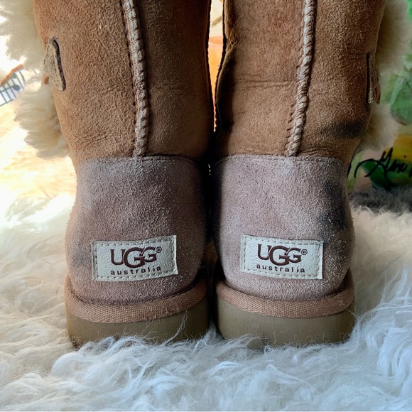 UGGS Bailey Button Tall Chestnut Size 7 - Picture 7 of 10